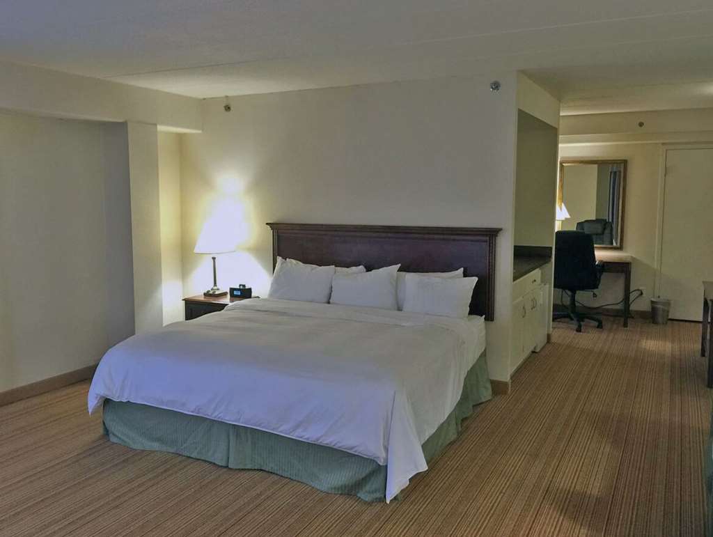 Clarion Hotel インディアナポリス 部屋 写真