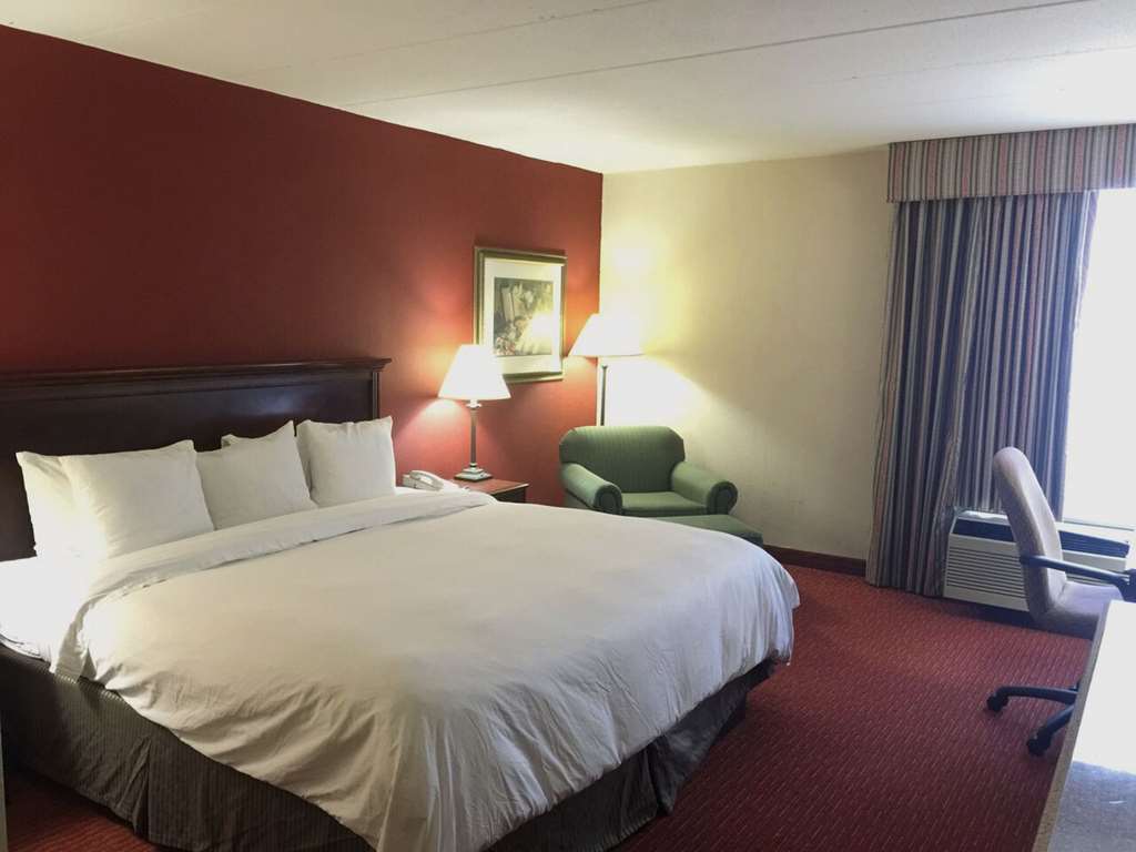 Clarion Hotel インディアナポリス 部屋 写真