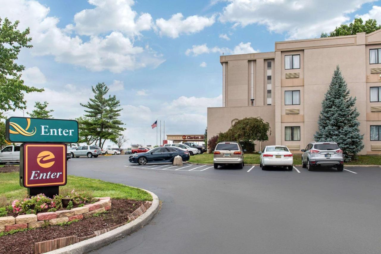 Clarion Hotel インディアナポリス エクステリア 写真